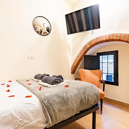 Santa Croce 2suite Διαμέρισμα *